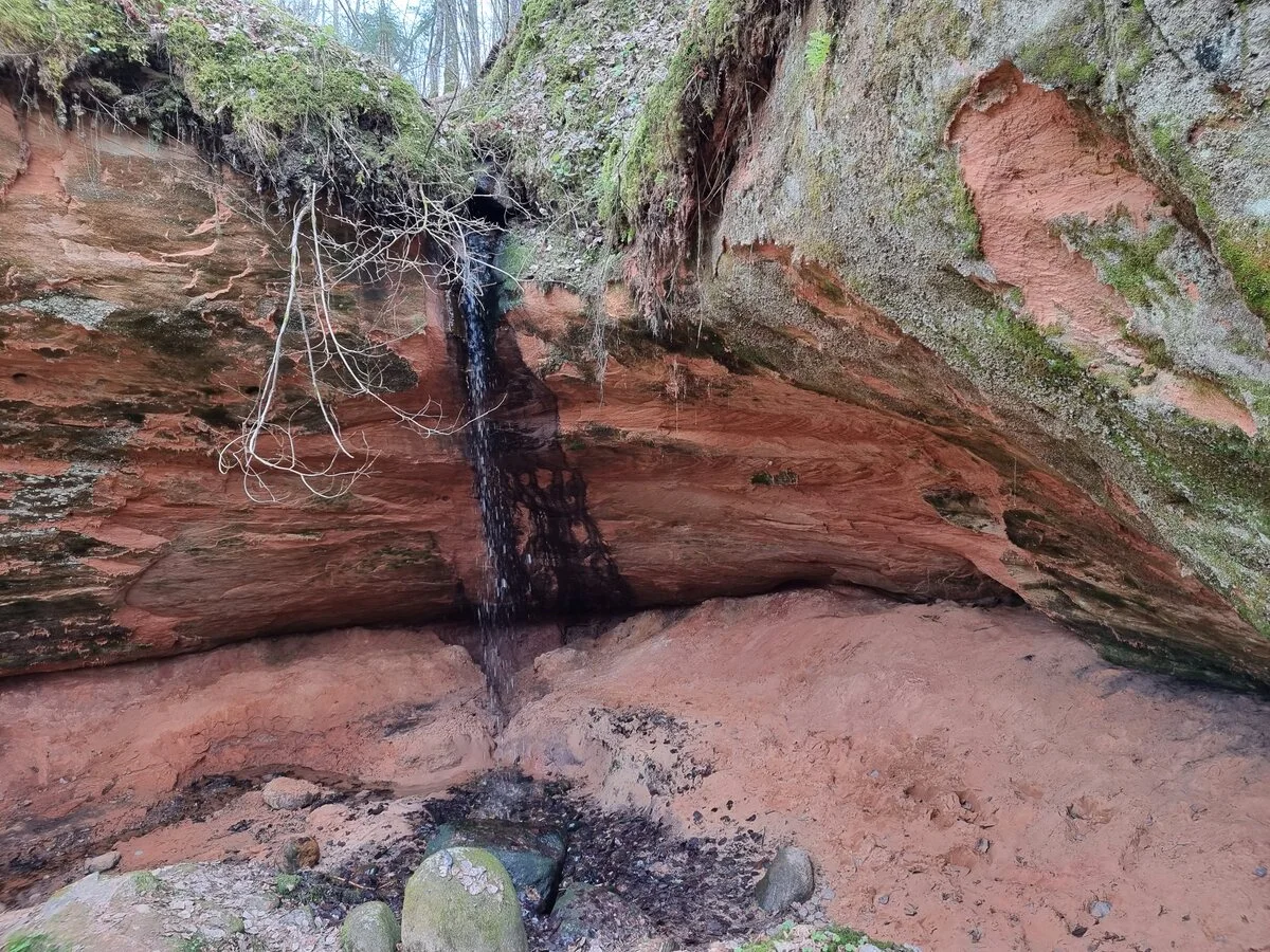 Krauļukalna Ledus alas ūdenskritums, 2023. gada aprīlis