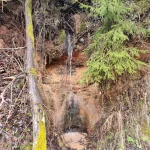 Līņu klinšu augšējais ūdenskritums. 2024. gada aprīlis.